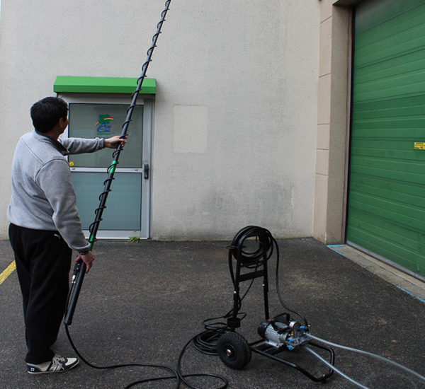 Nettoyage façade bâtiment Mono Sprayer